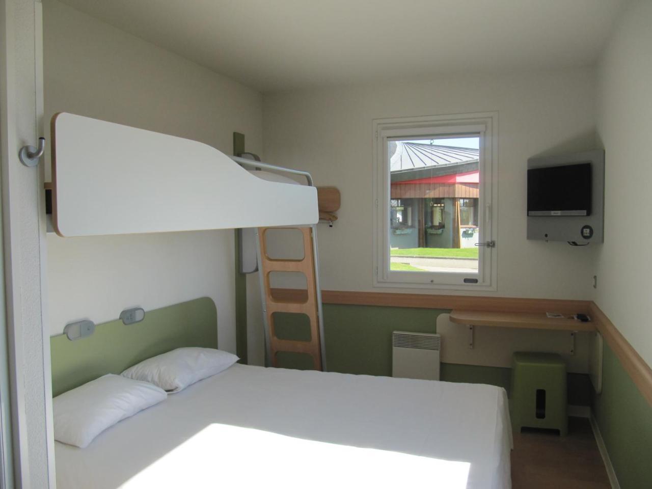 Ibis Budget Понтиви Экстерьер фото