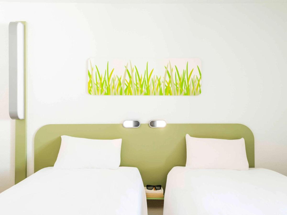 Ibis Budget Понтиви Экстерьер фото